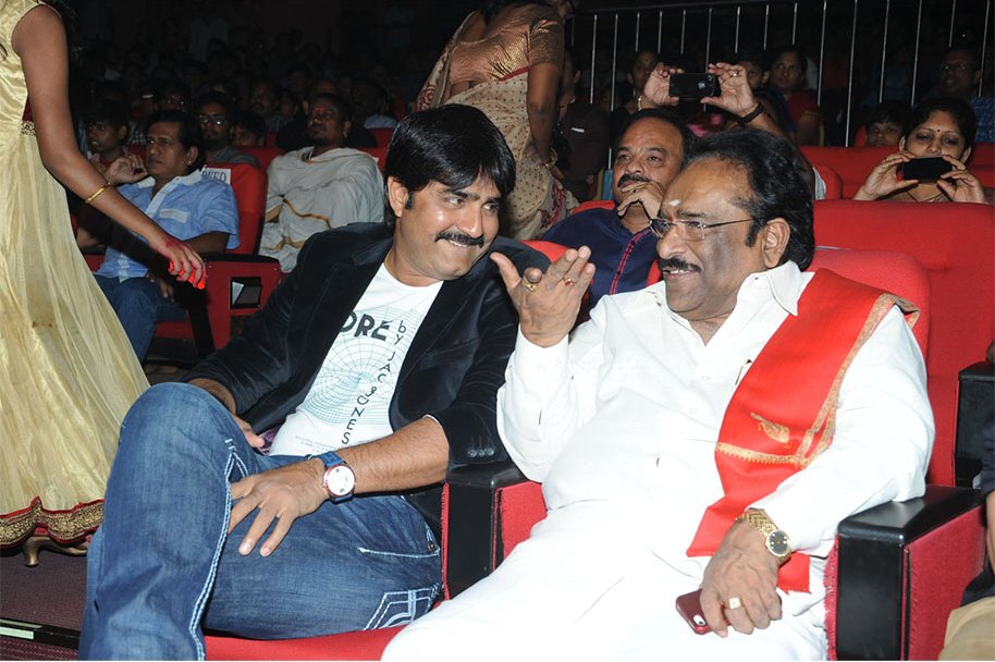 Govindhudu-Andari-Vaadele-Movie-Audio-Launch